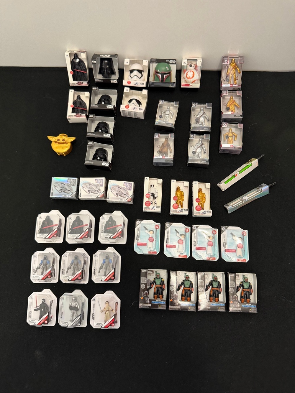 Lot of 43 Star Wars Mini Brands